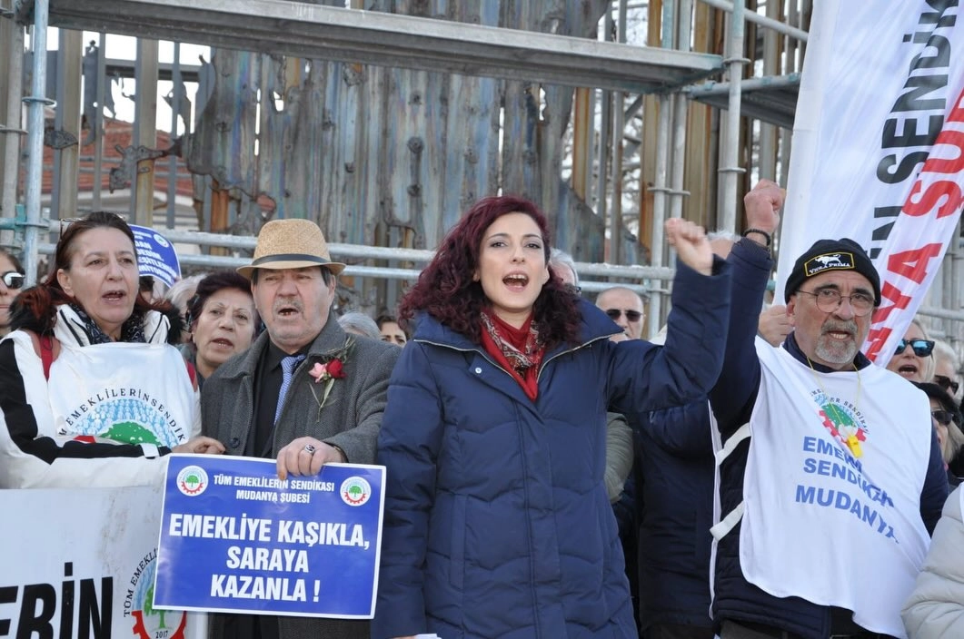 CHP Mudanya: Emeklileri açlığa mahkum ettirmeyeceğiz 