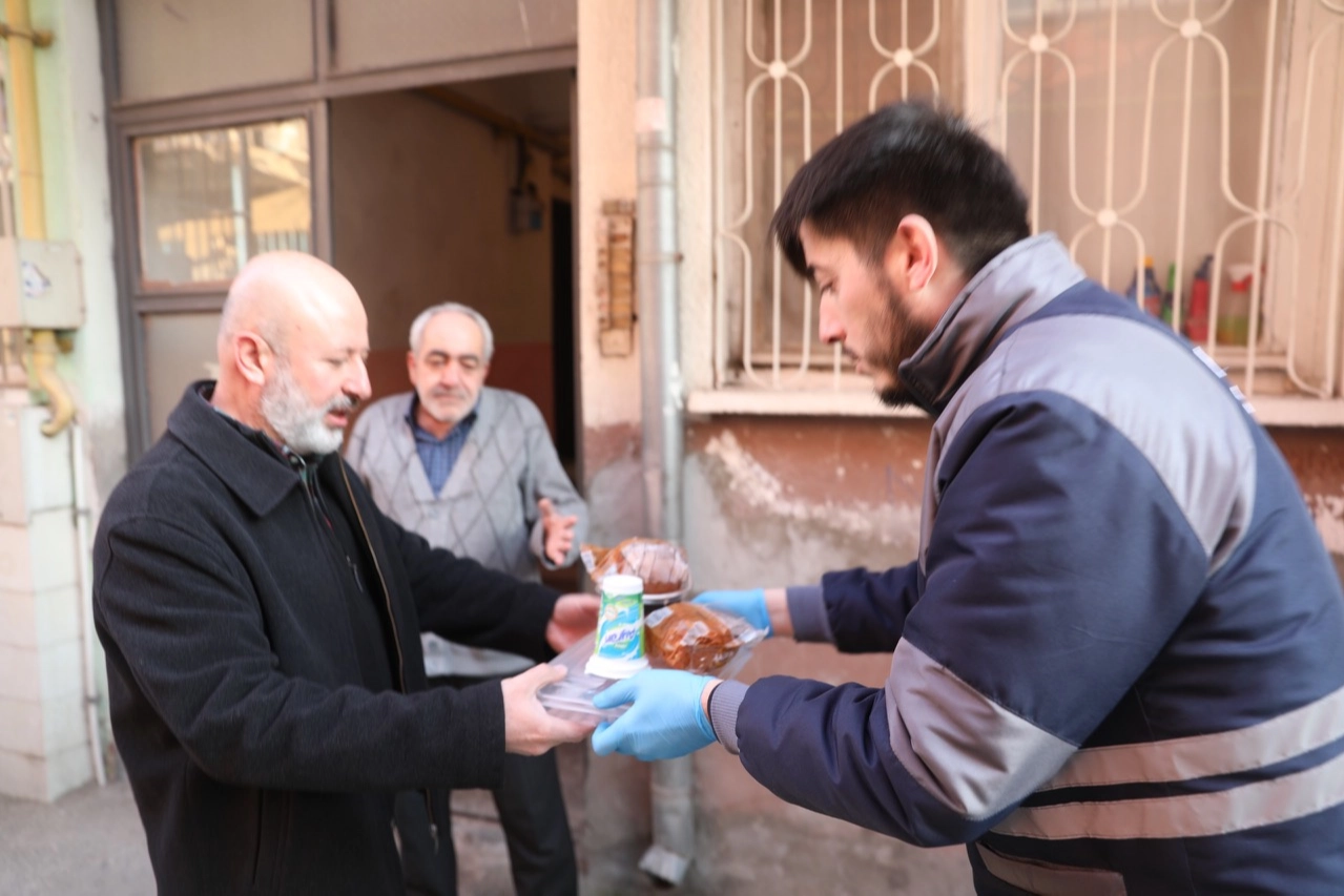 Kayseri Kocasinan her gün gönüllere ulaşıyor 