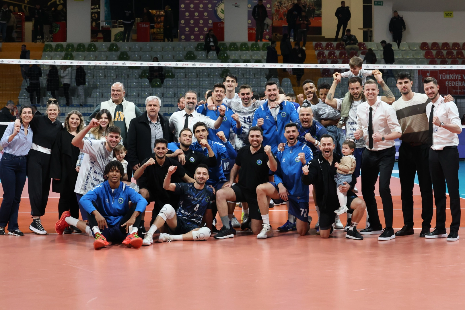 Bursa'nın Efeleri'nden önemli galibiyet 