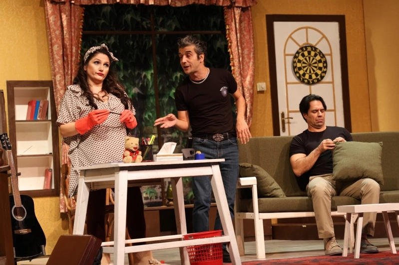 Gazeteciler “Aşk Listesi” oyununun basın galasında buluştu 