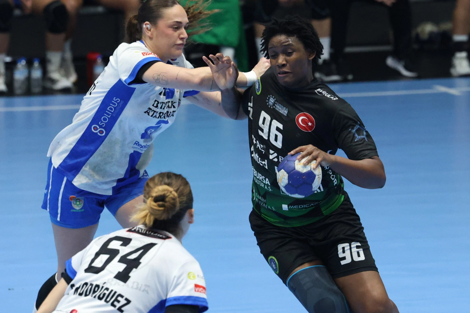 Bursa Büyükşehir Belediyespor çeyrek finalde 