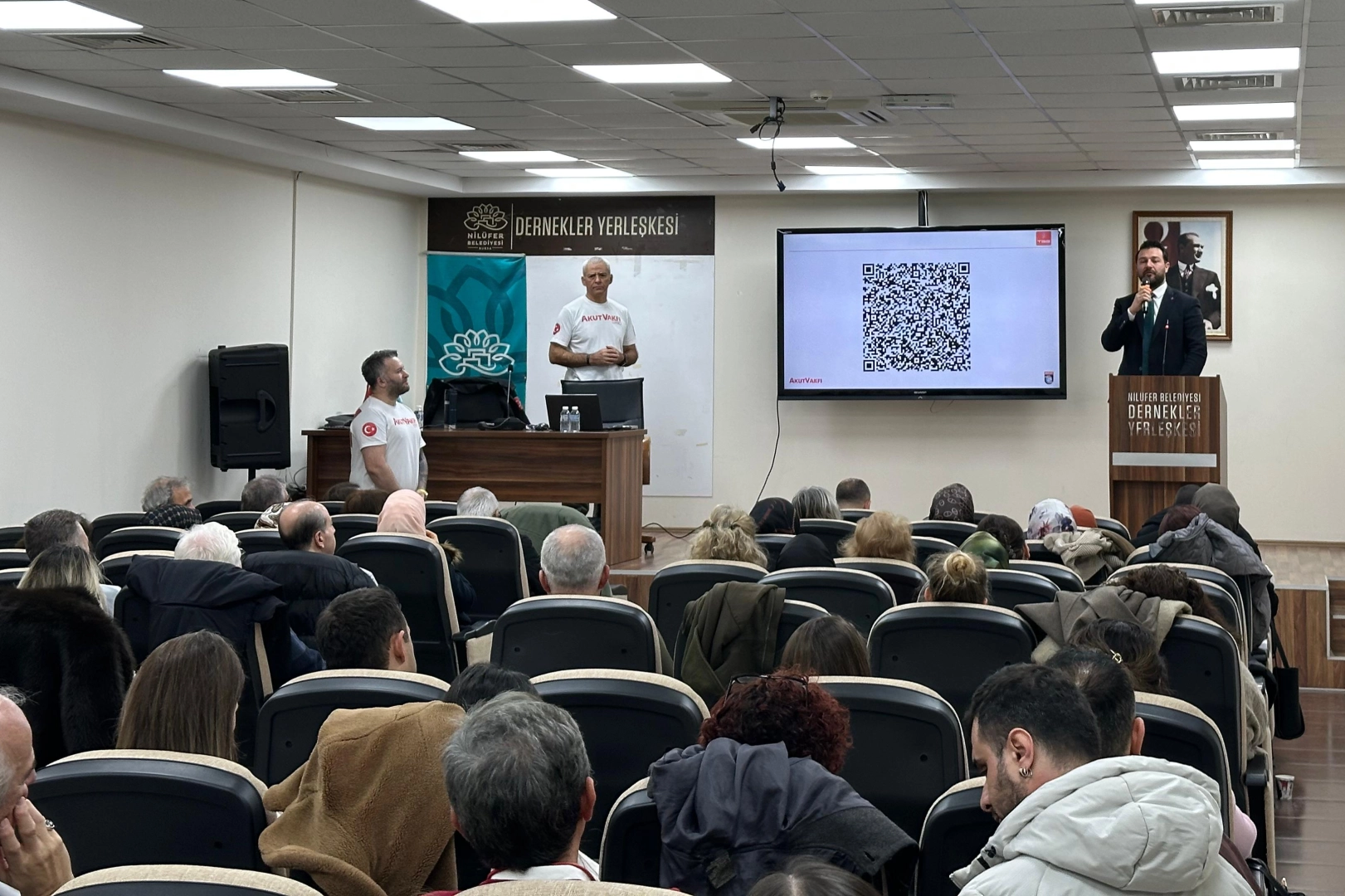 Bursa'da Nilüfer Belediyesi personeline “Temel Afet Bilinci” eğitimi 