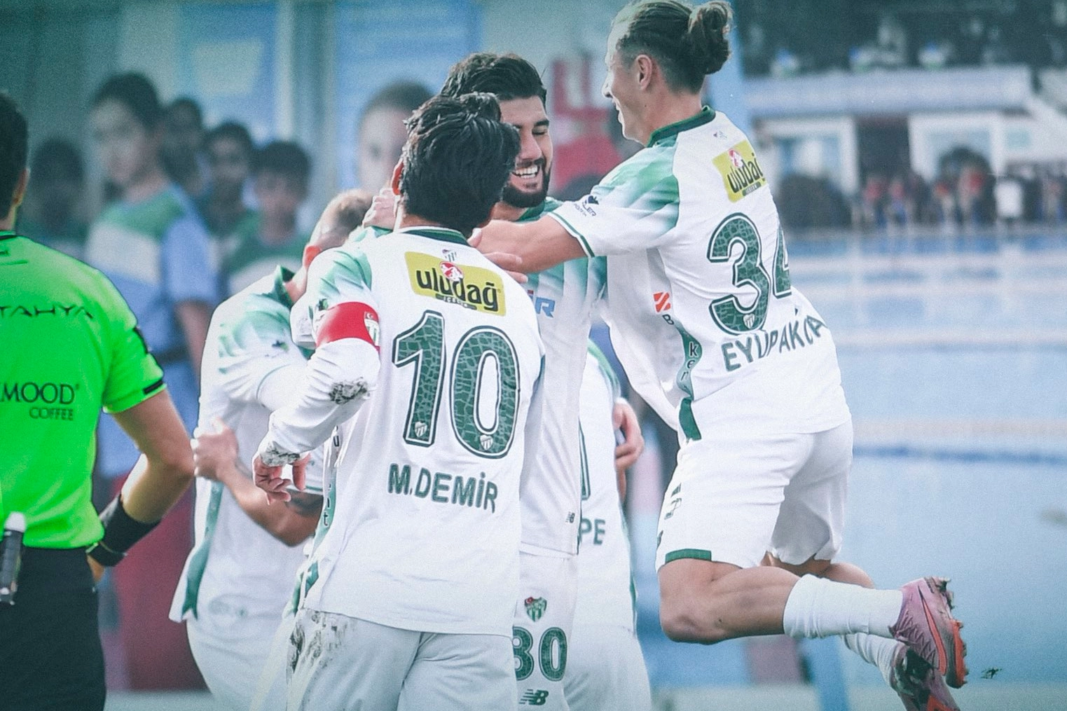 Bursaspor deplasmanda tek golle sonuca gitti 