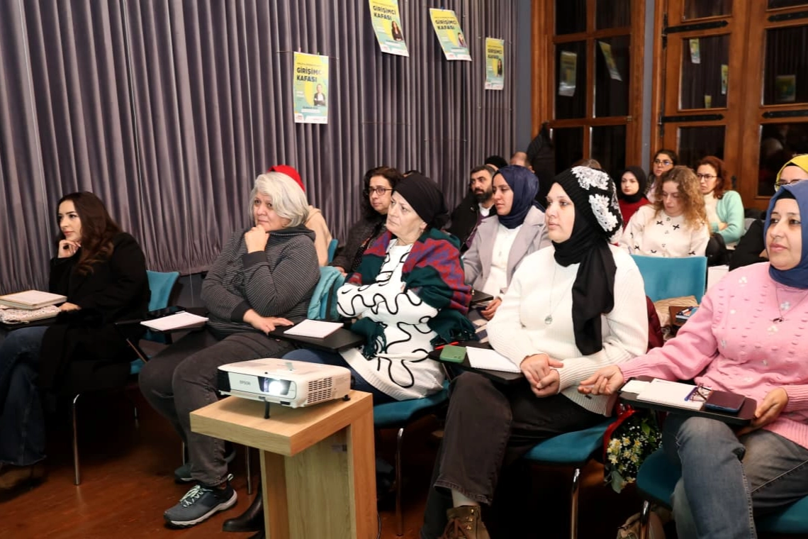 Bursa Osmangazi Belediyesi e-ticaret uzmanları yetiştiriyor 
