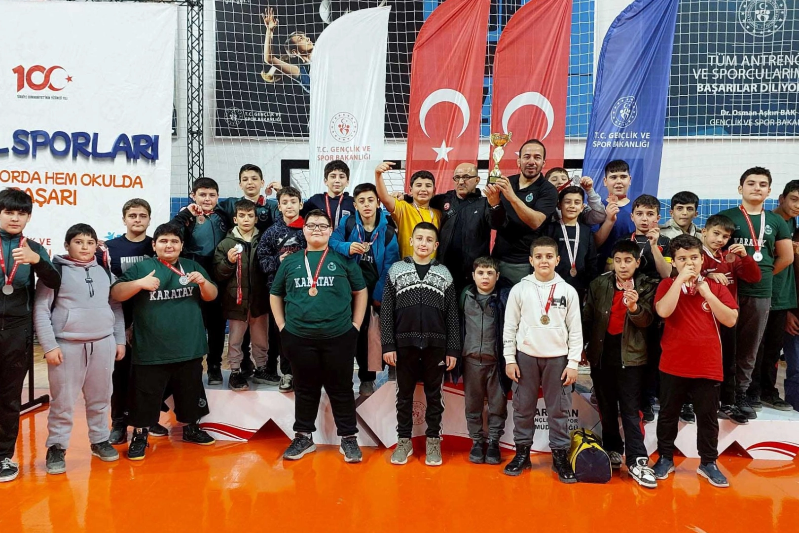 Konya Karataylı güreşçiler Türkiye ikincisi oldu 