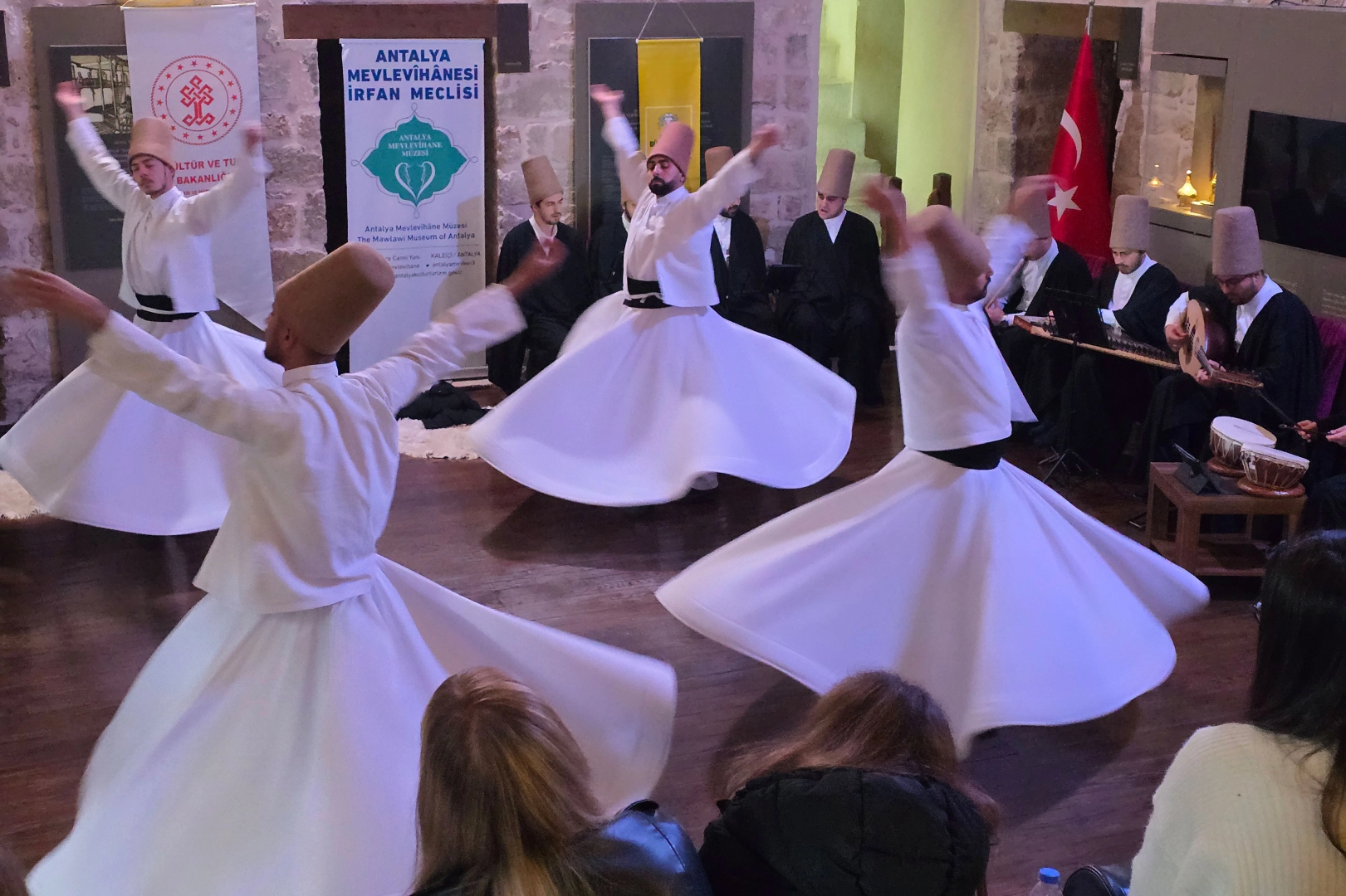 Avusturya'da sema mukabelesi 