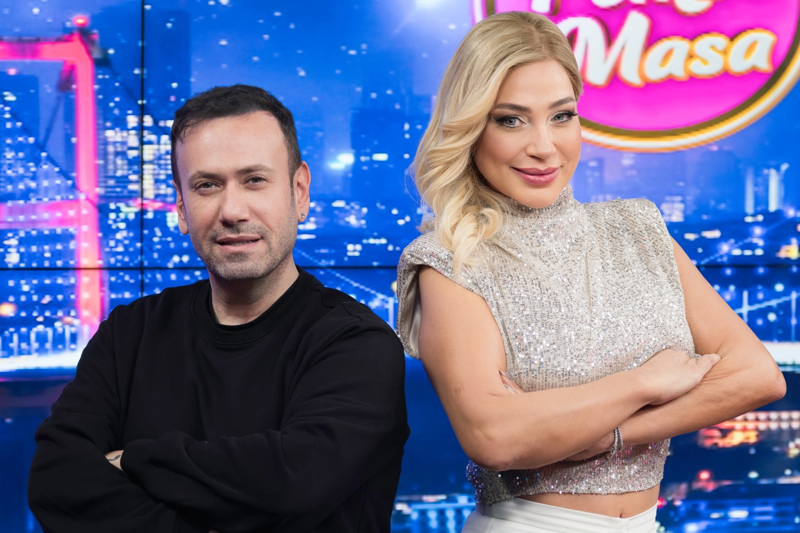 Özgür Aras Pembe Masa’da konuştu: Küstah insanlarla çalışmam! Kıvanç Tatlıtuğ değişmedi 