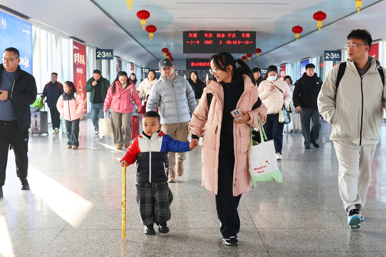 CGTN: Bir yolculuktan daha fazlası... Bahar Festivali'ndeki seyahat yoğunluğu, değişen Çin'e nasıl ayna tutuyor? 