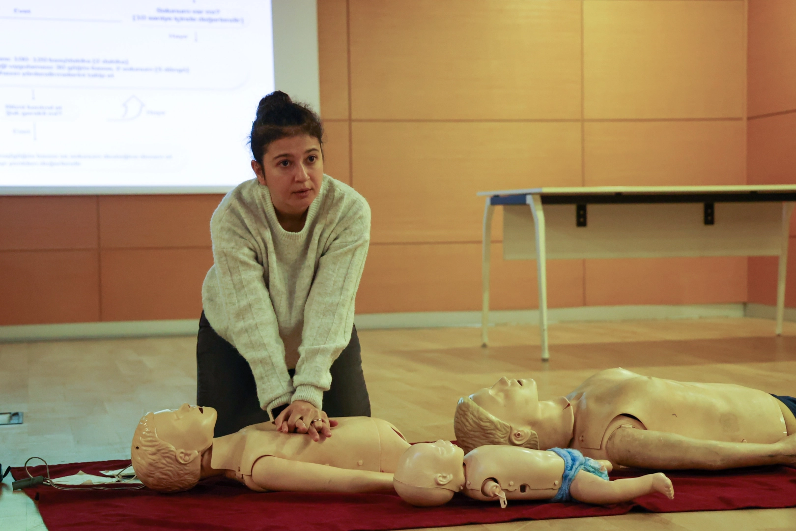 Antalya Büyükşehir’de personel için ilk yardım eğitimi 