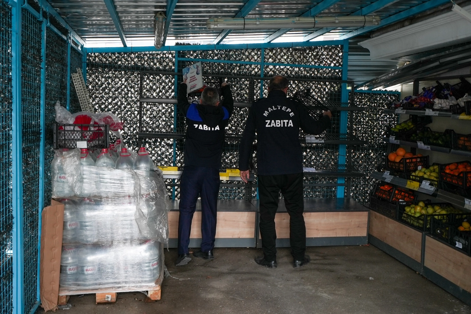 İstanbul Maltepe’de market işgalleri kaldırılıyor 