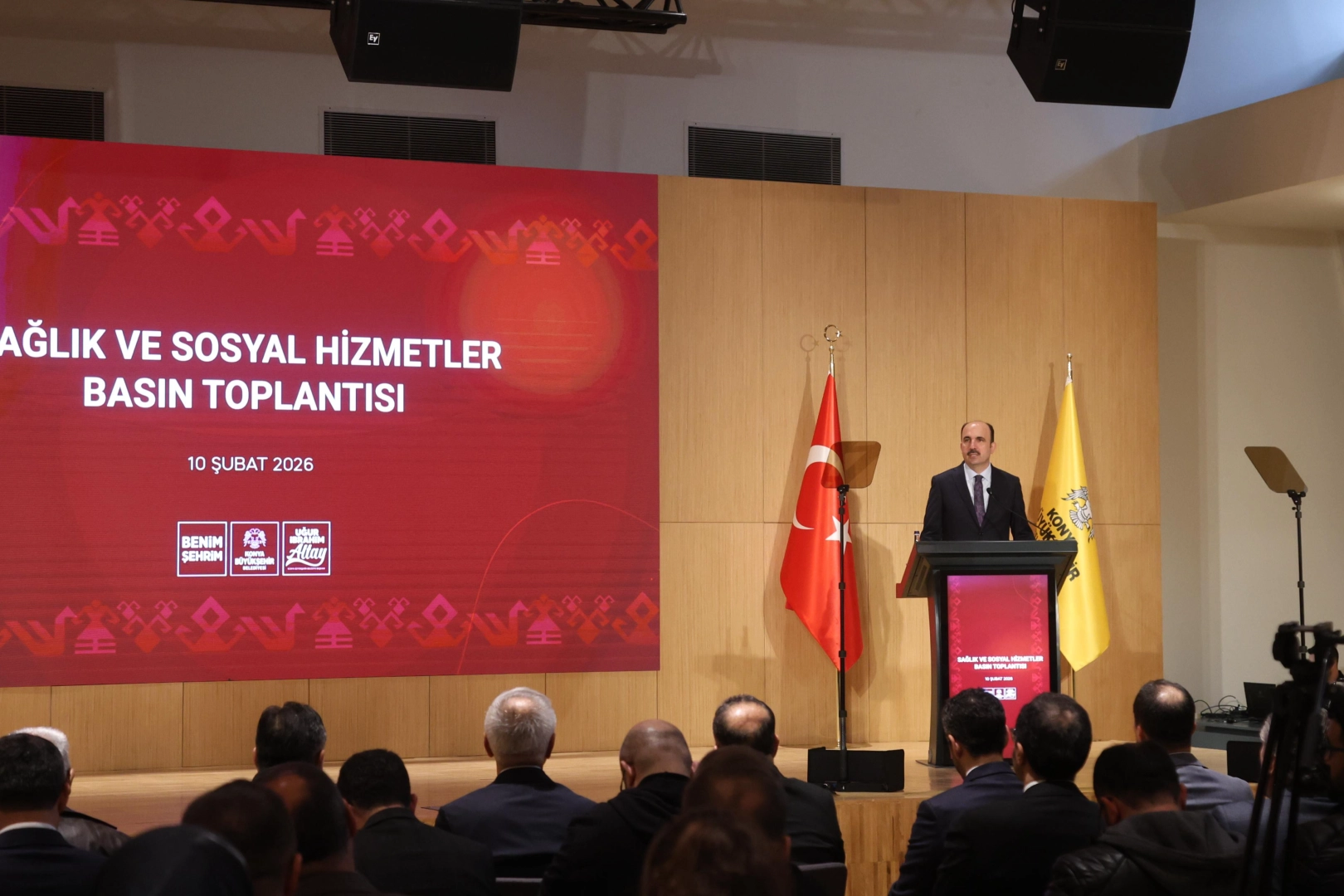 Konya'da Başkan Altay’dan sosyal destek ve yeni projeler müjdesi 