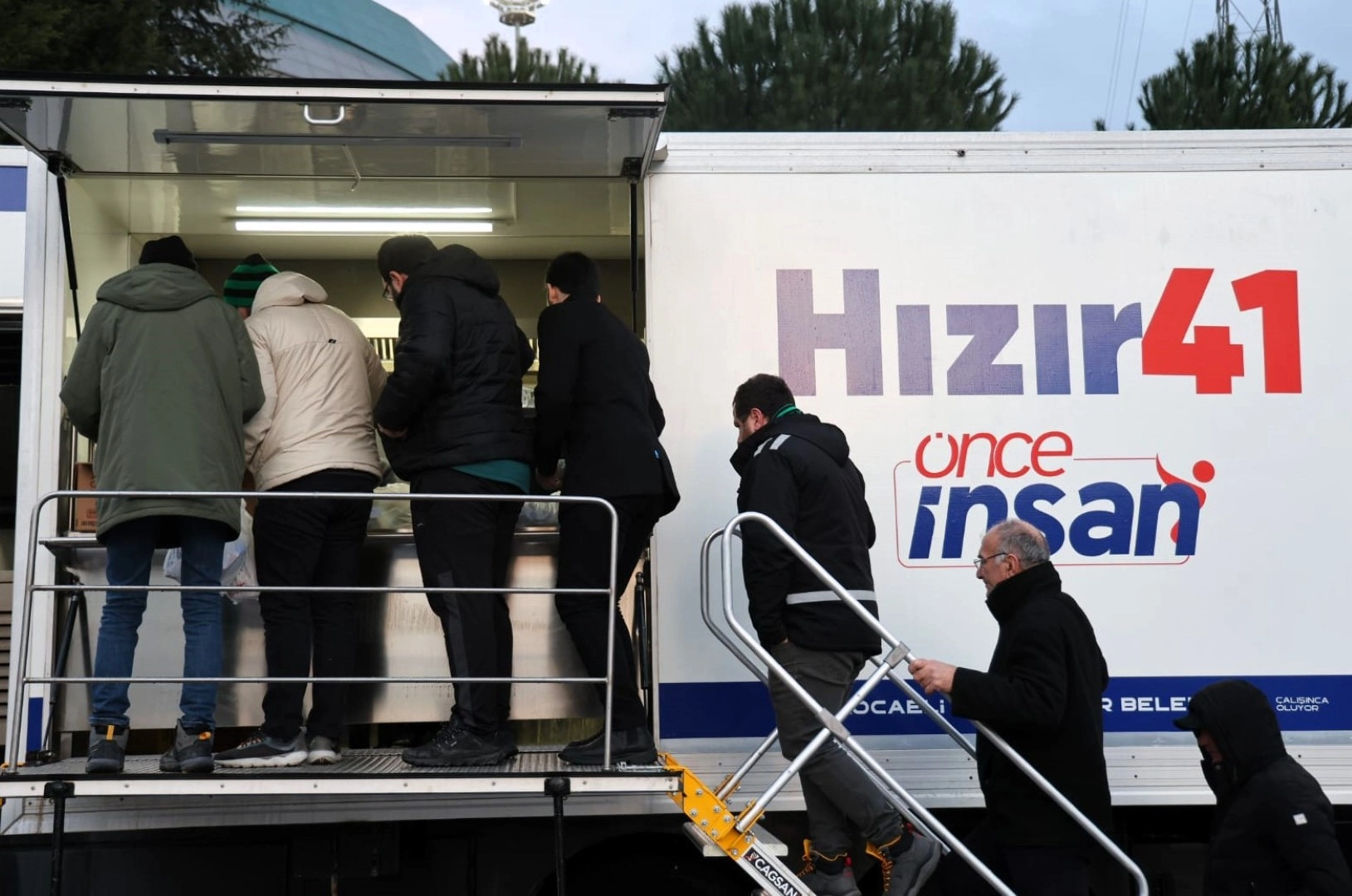 Hızır 41, 1 yaşında milyonlara ulaştı 