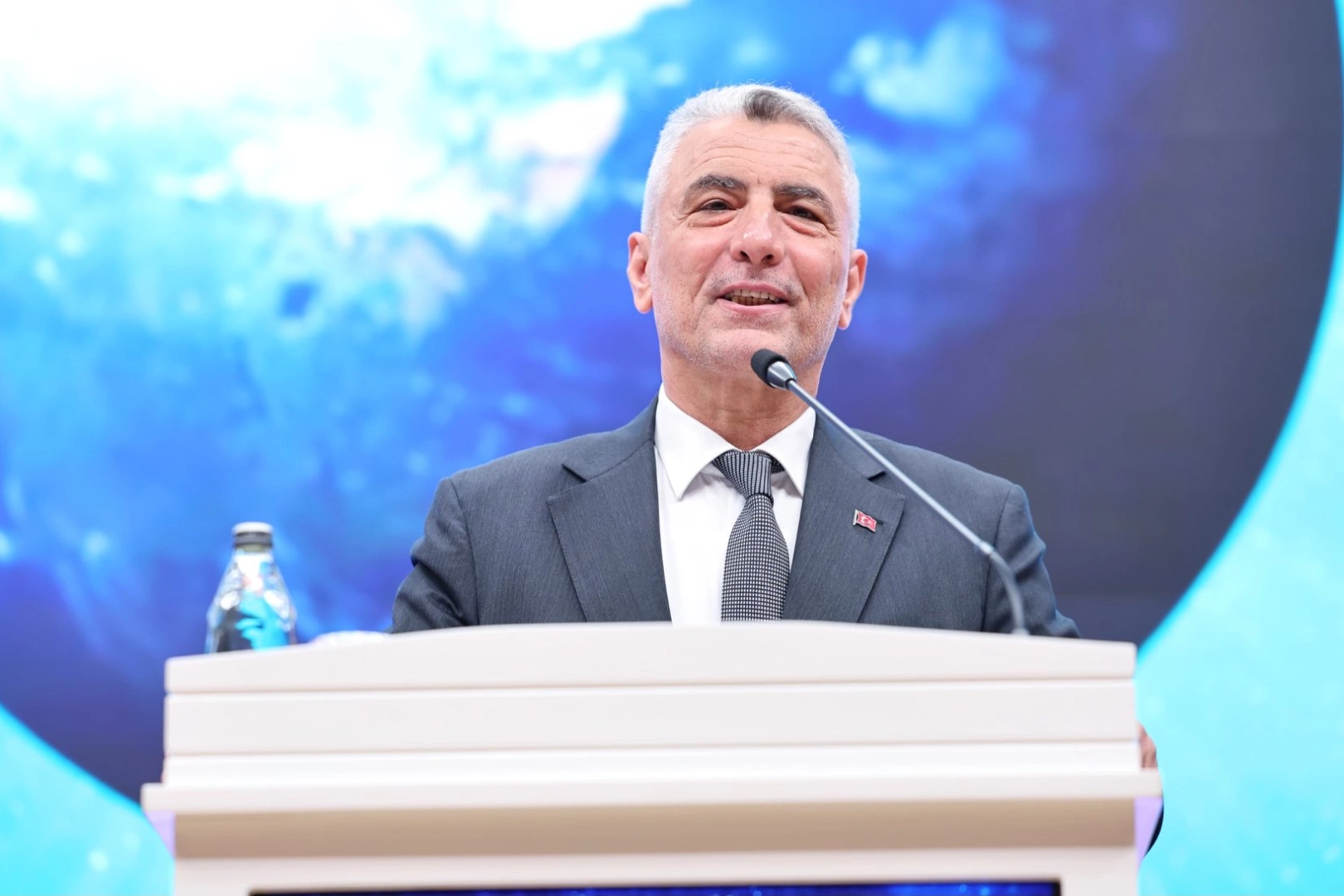 Bakan Bolat: İhracat iklimi güçleniyor 