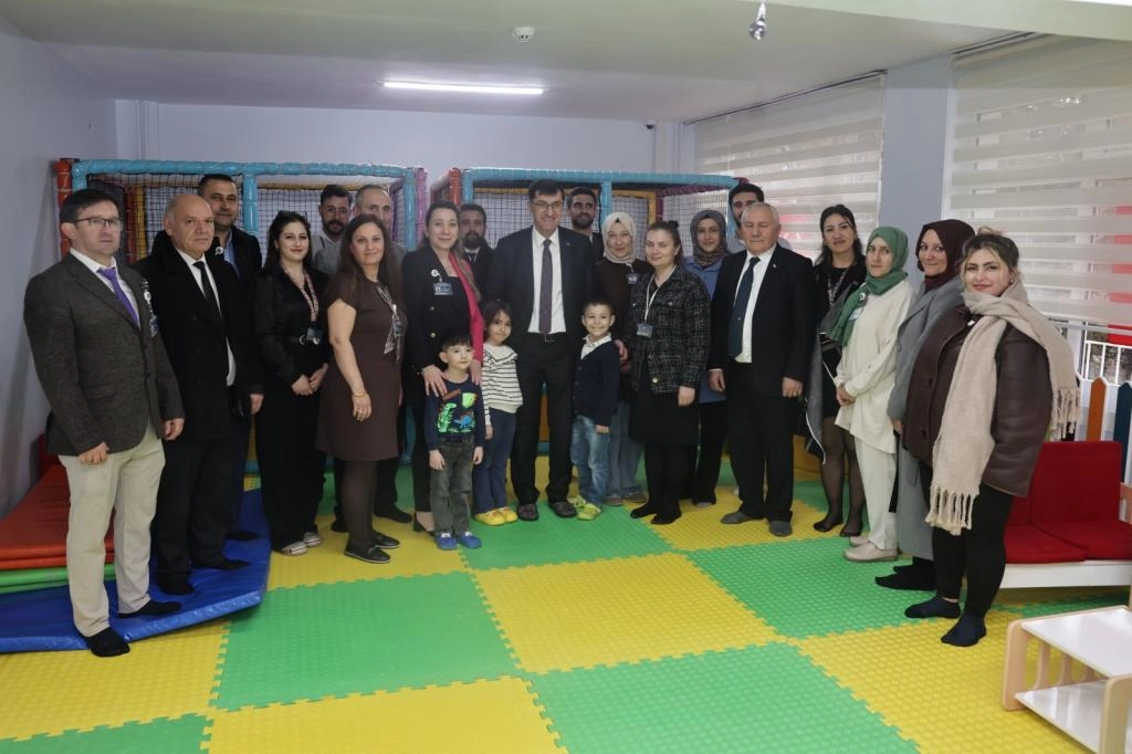 Kütahya'da Gündüz Çocuk Bakımevi yenilendi 