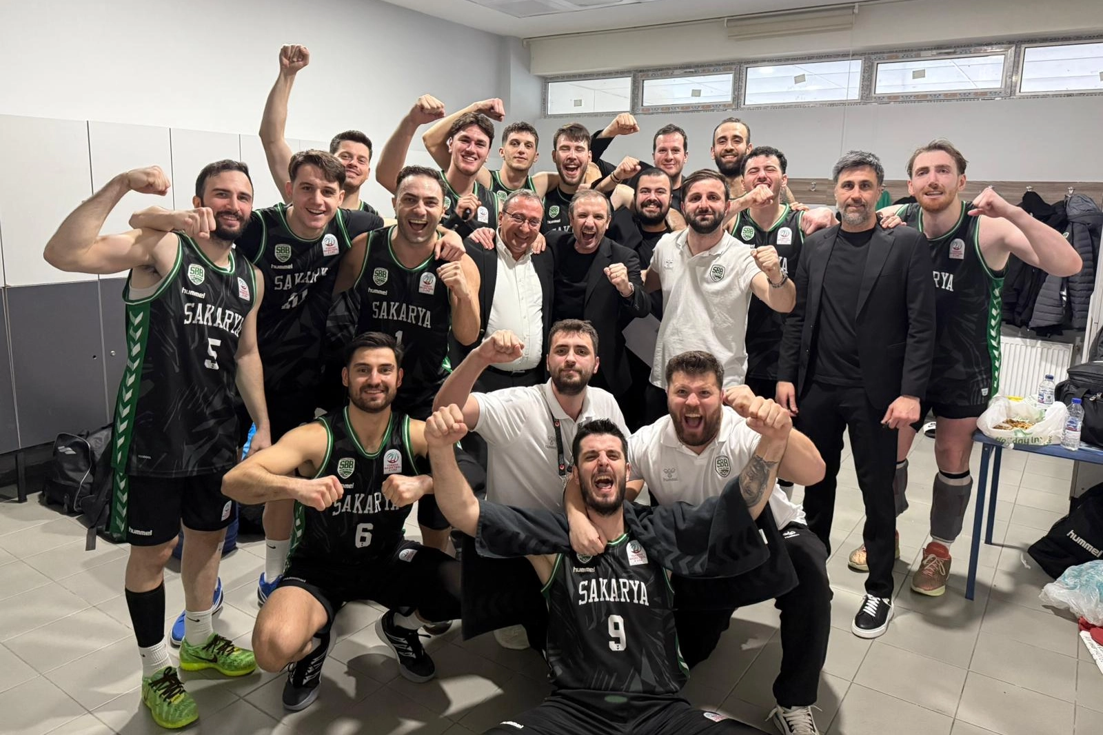 Sakarya Büyükşehir Basketbol Play-Off’ta! 