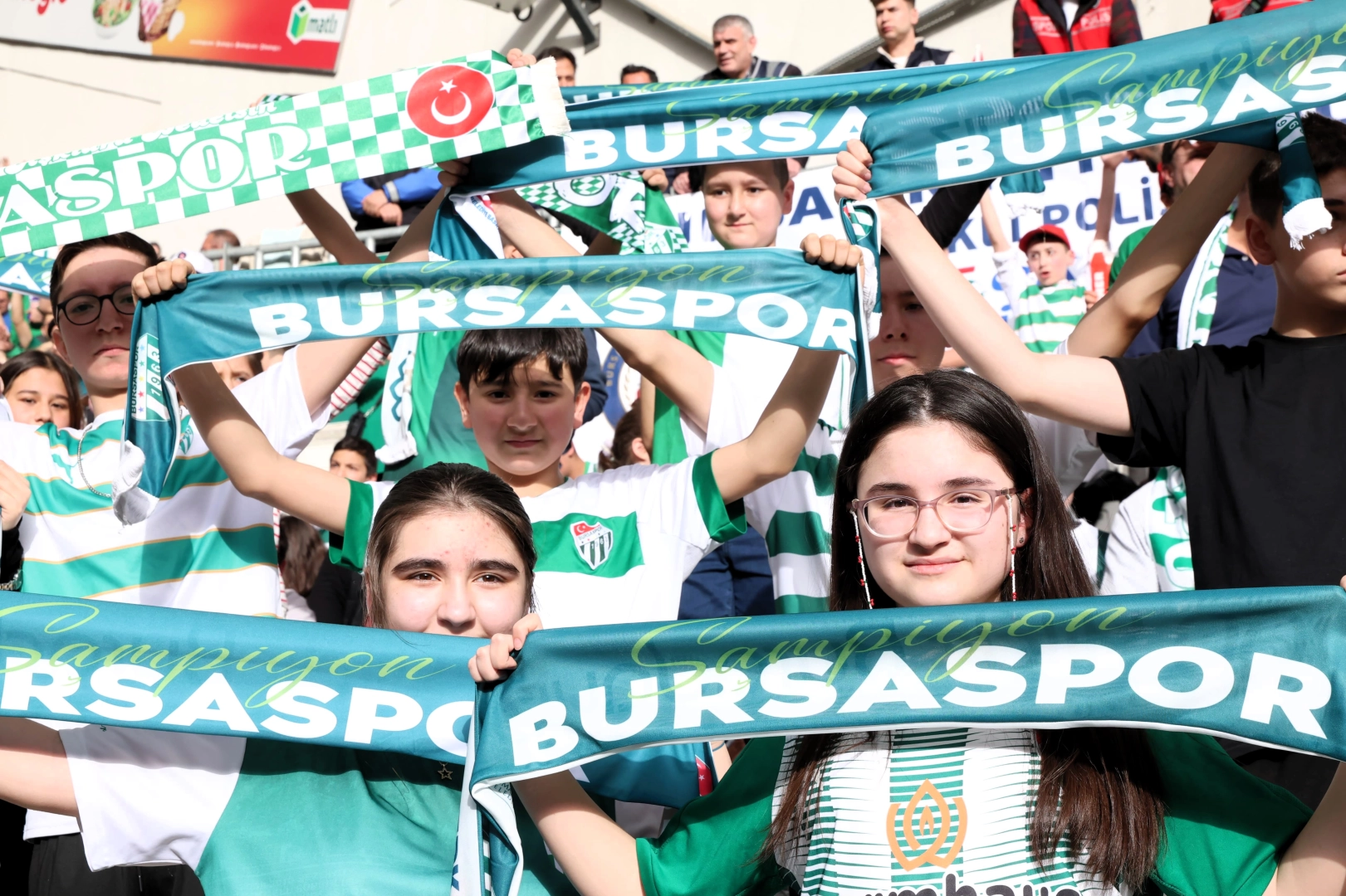 Bursa Osmangazi'de Bursaspor sevgisi aşılanmaya devam 