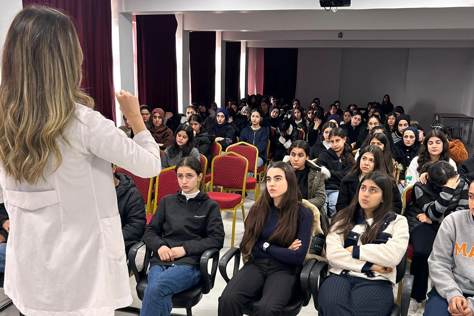 Batman Kozluk’ta 'sağlıklı çocuk sağlıklı gelecek' eğitimi 