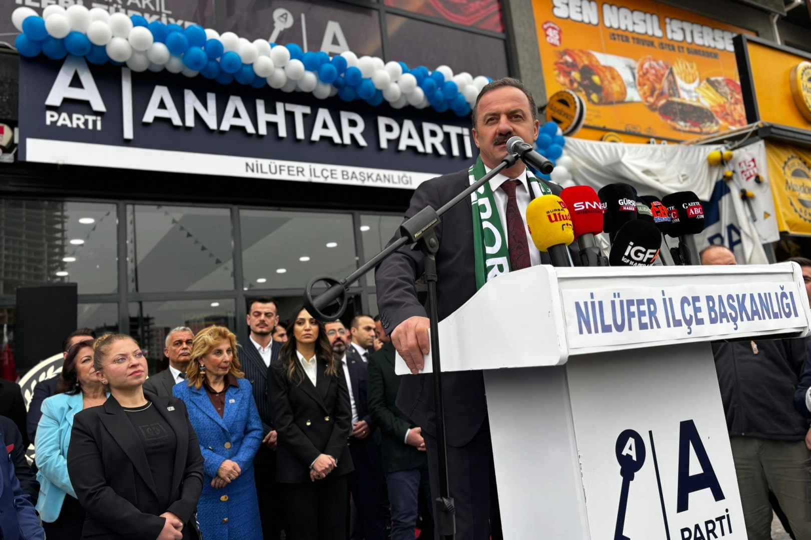 Anahtar Parti Nilüfer İlçe Başkanlığı hizmete açıldı 