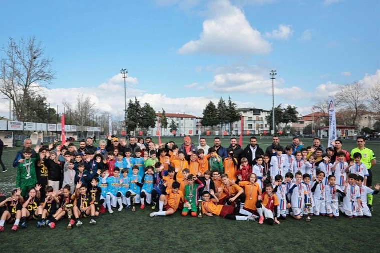Denizli’de minik futbolculardan muhteşem final 