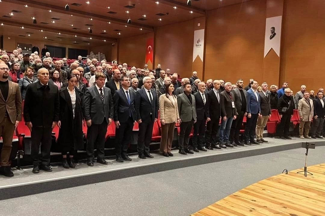 İYİ Partili Akalın: Emekli nefes alamaz hale geldi 