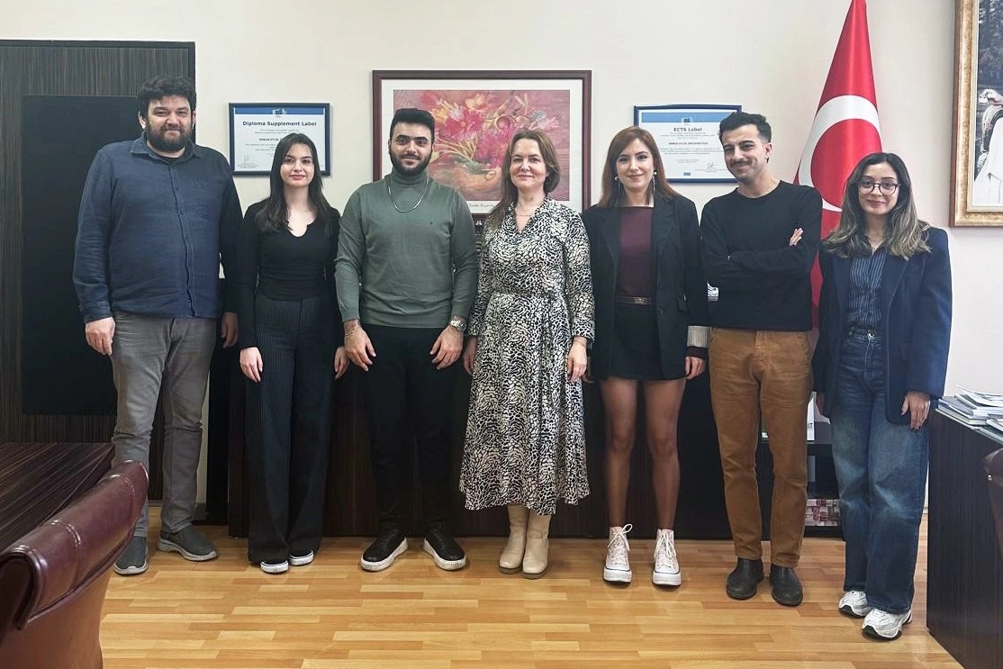 DEÜ'lü öğrenciler dünya finalleri için ABD yolcusu 