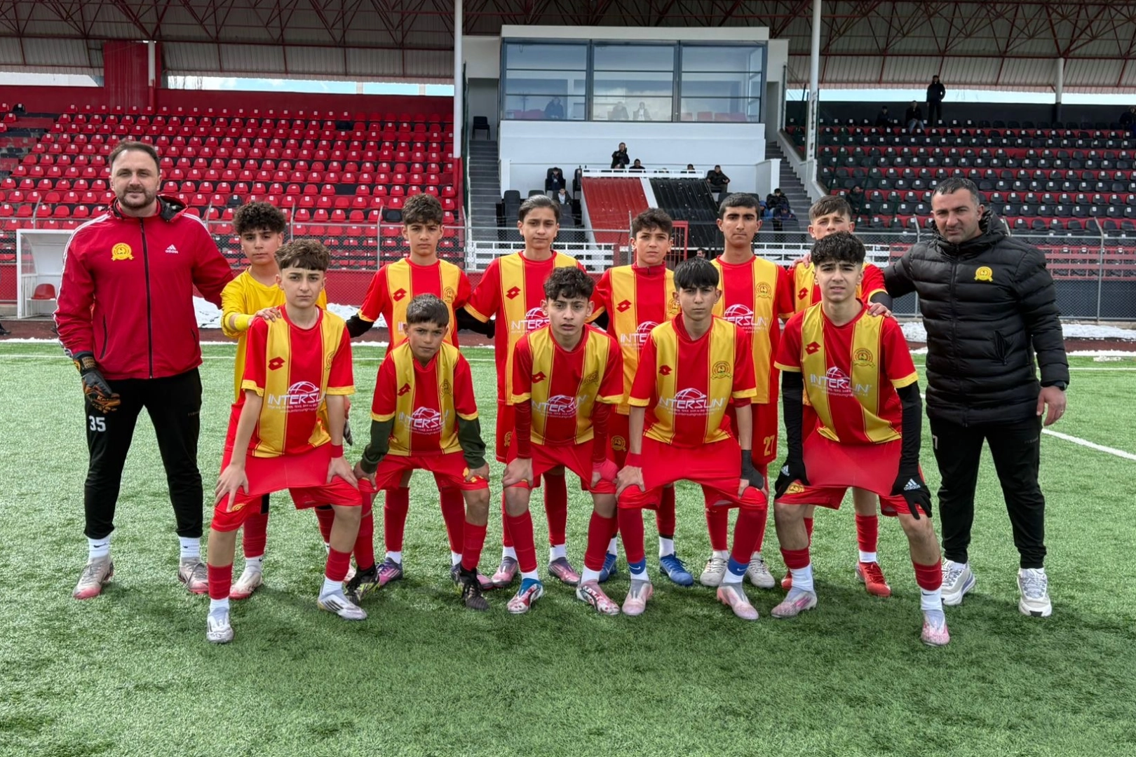 Ağrı’da U.14 Ligi Şampiyonu Doğubeyazıt Gençlerbirliği 