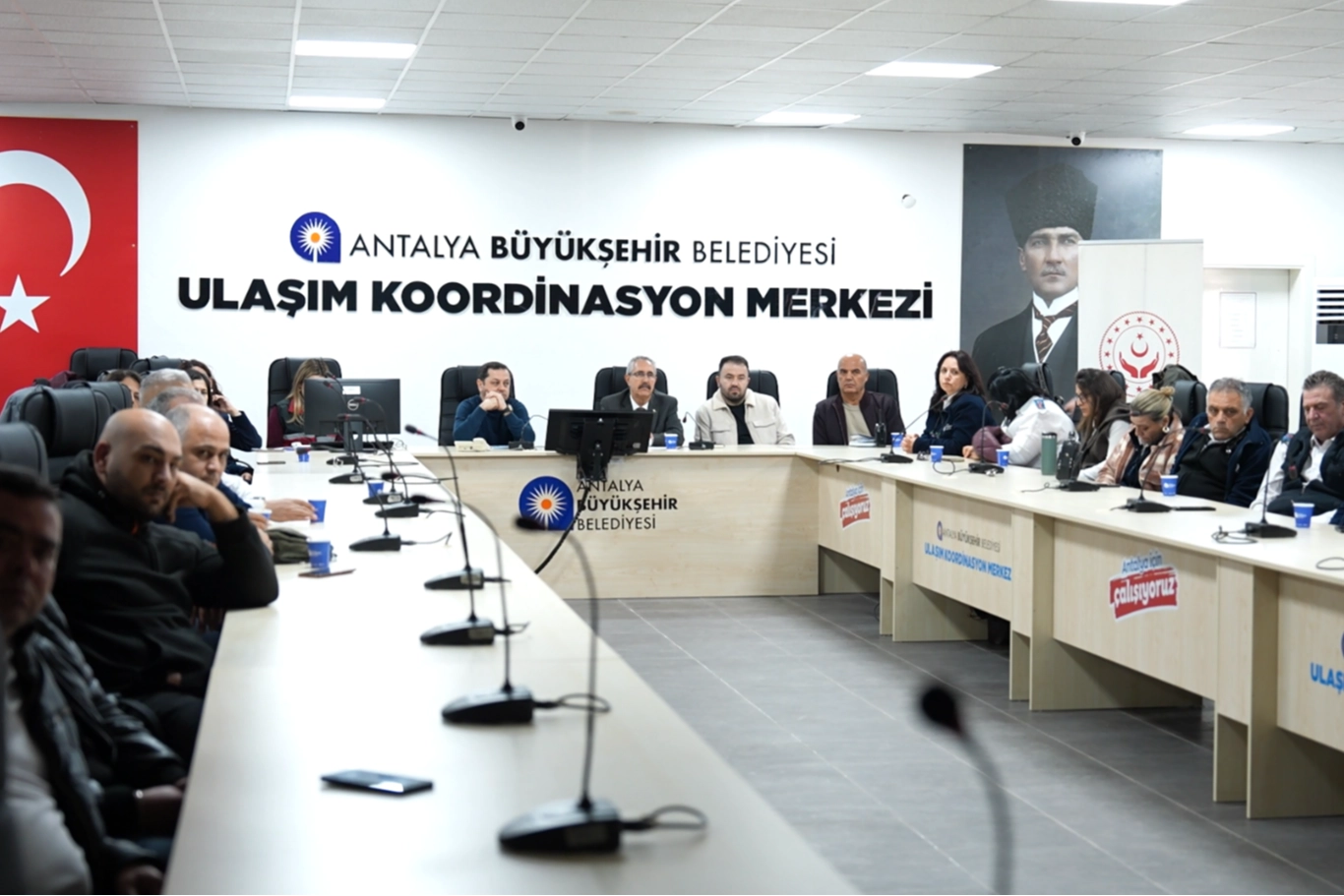 Antalya'da toplu ulaşım şoförlerine eğitim 
