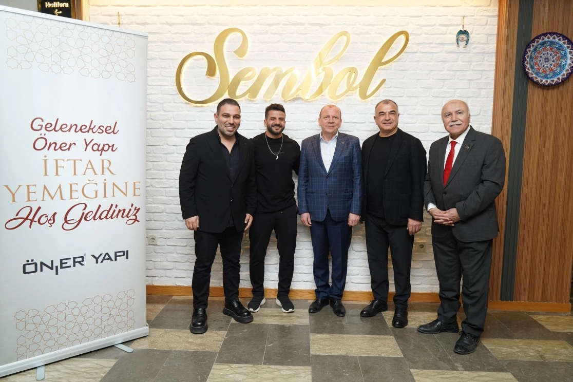 İş dünyası Öner Yapı iftarında buluştu 