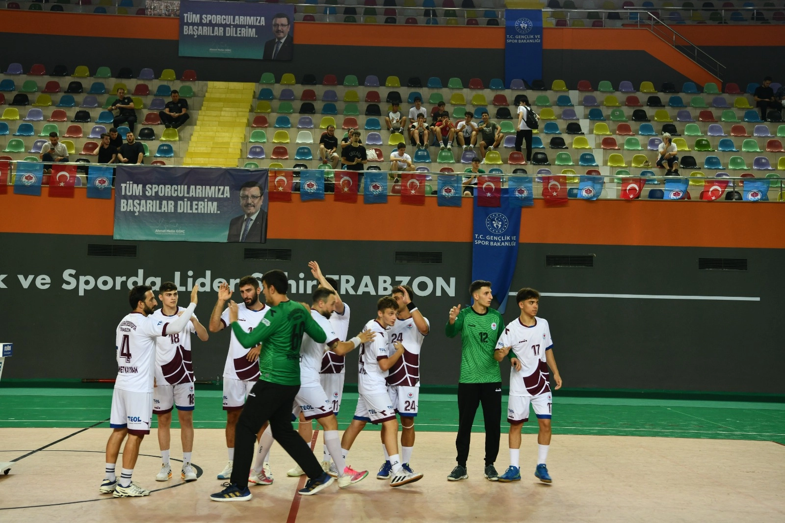 Trabzon Büyükşehir Hentbol Takımı, Ankara’yı ağırladı 