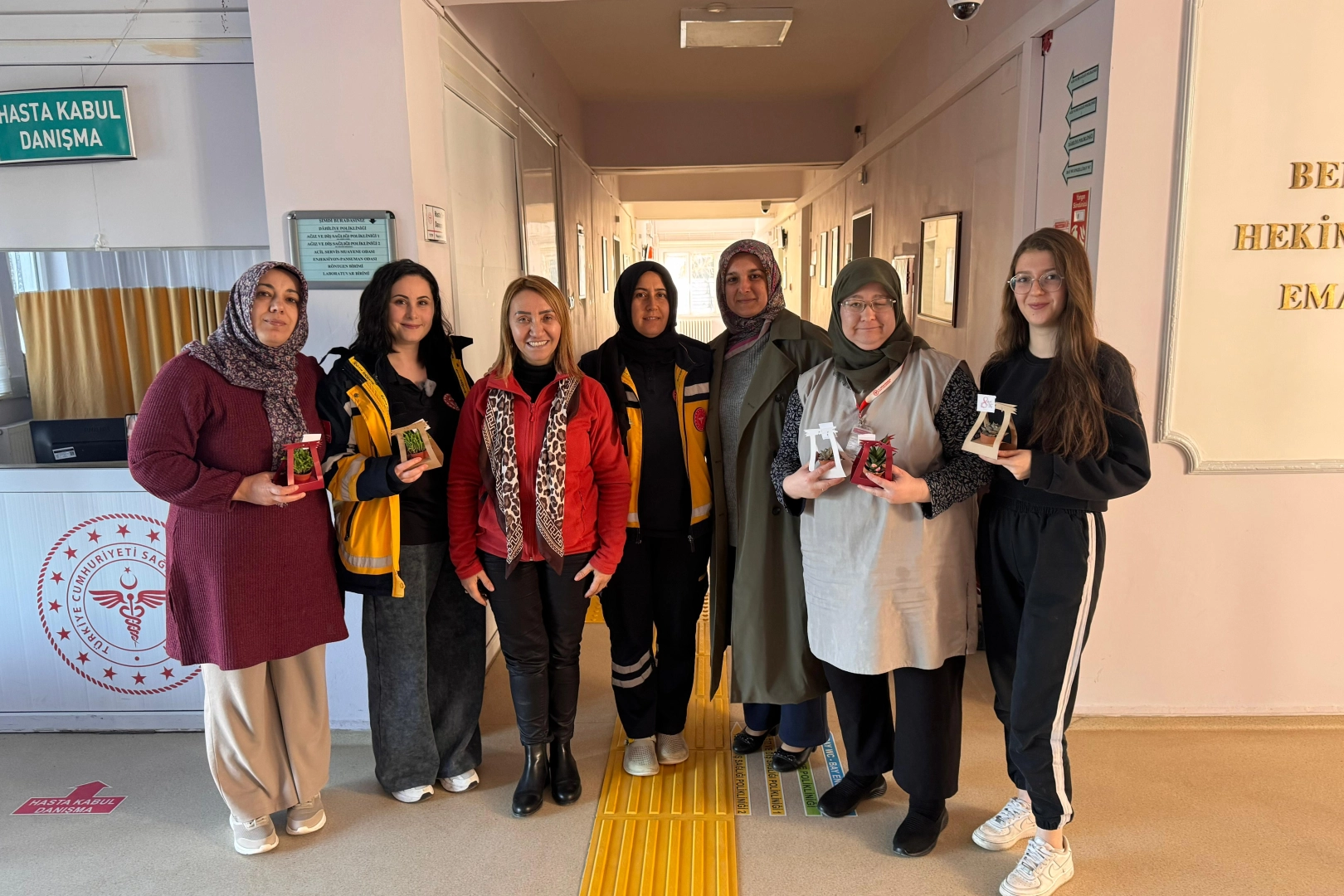 Bilecik Pazaryeri'nde kadınlara 8 Mart sürprizi 