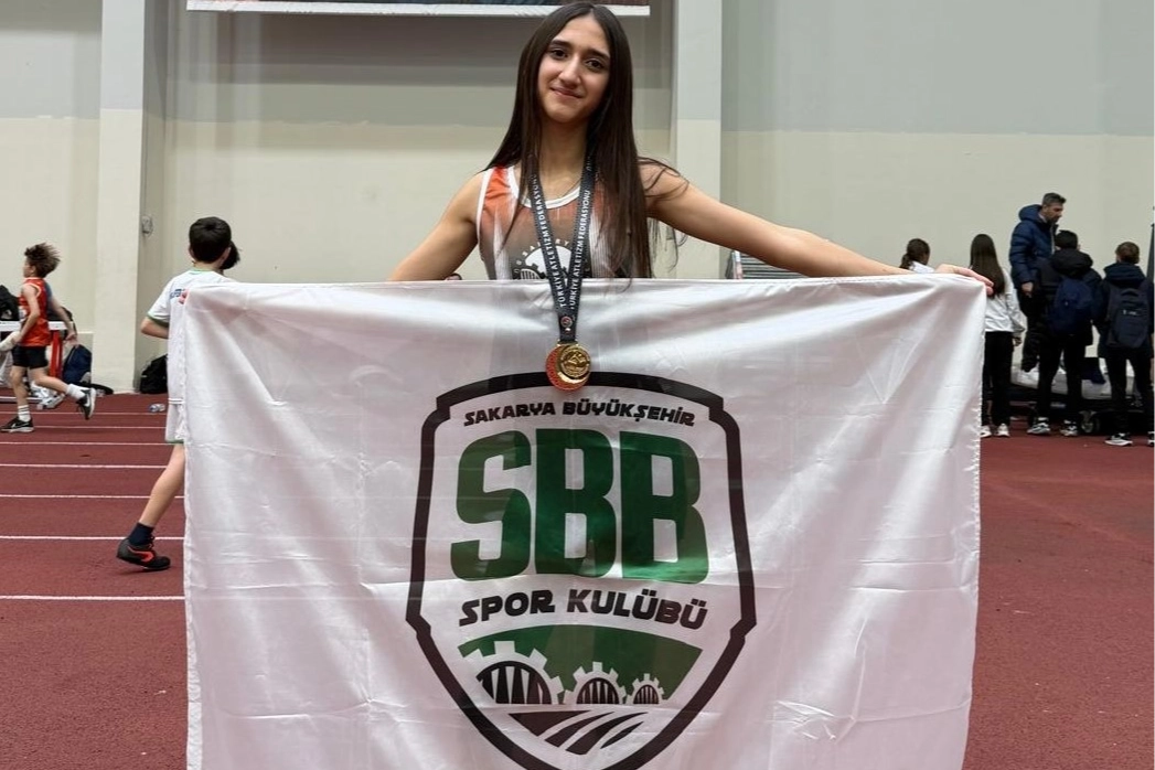 Sakarya Büyükşehirli sporcular dolu dizgin 