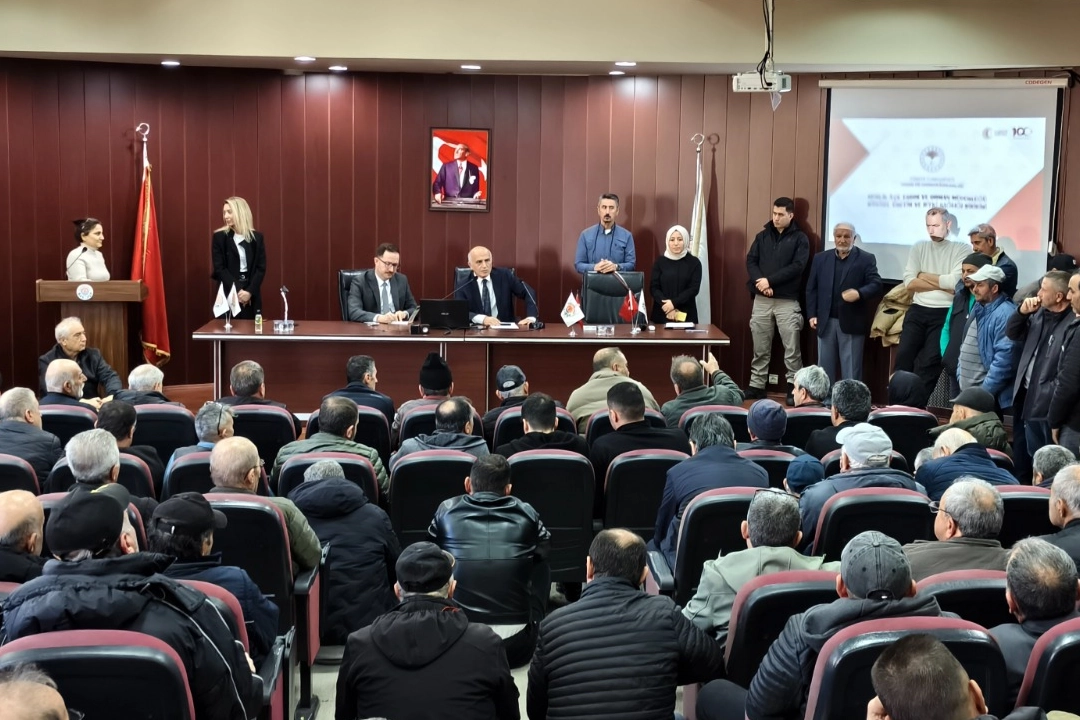 Bursa Gemlik’te çiftçilere bitki koruma ürünleri eğitimi 