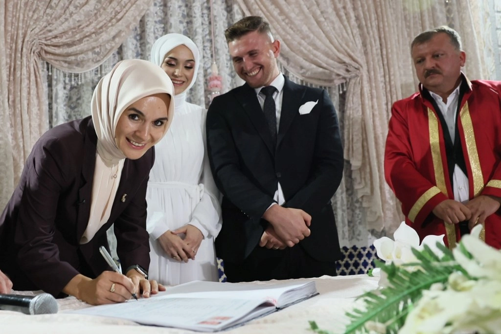 Aile ve Gençlik Fonu’ndan 132 bin gence 10,7 milyar TL'lik destek 