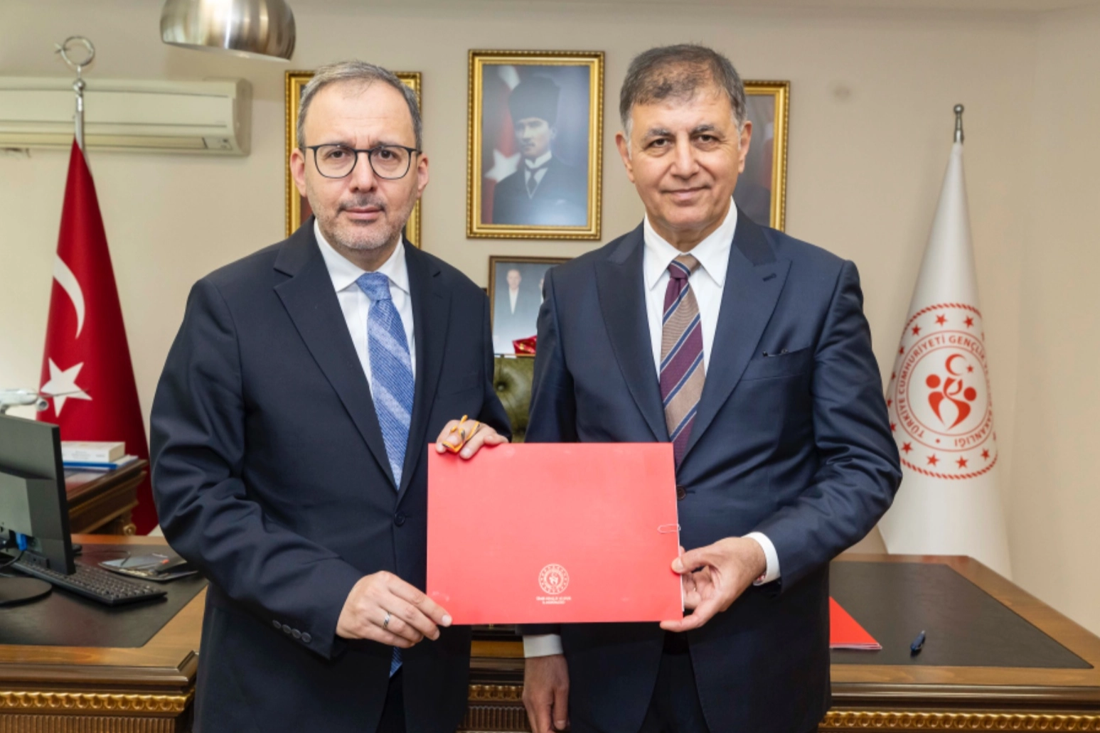 İzmir Karşıyaka Stadı için tarihi adım 