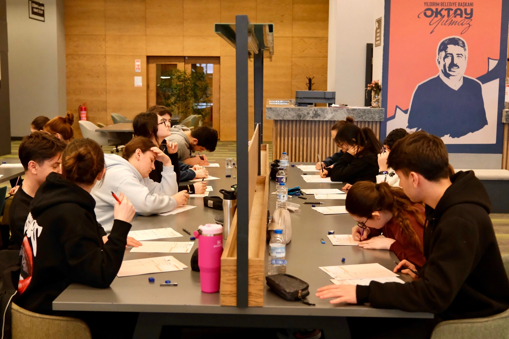 Bursa Yıldırım’dan öğrencilere sınav desteği 