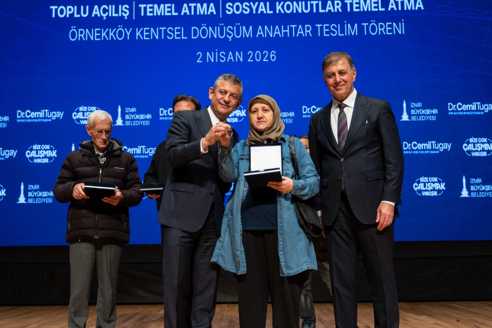 İzmir’de dev yatırım hamlesi.. Yüzlerce projeye açılış ve temel 