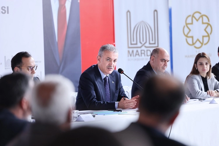 Mardin Valisi Akkoyun, Ömerli'de ziyaretlerde bulundu 