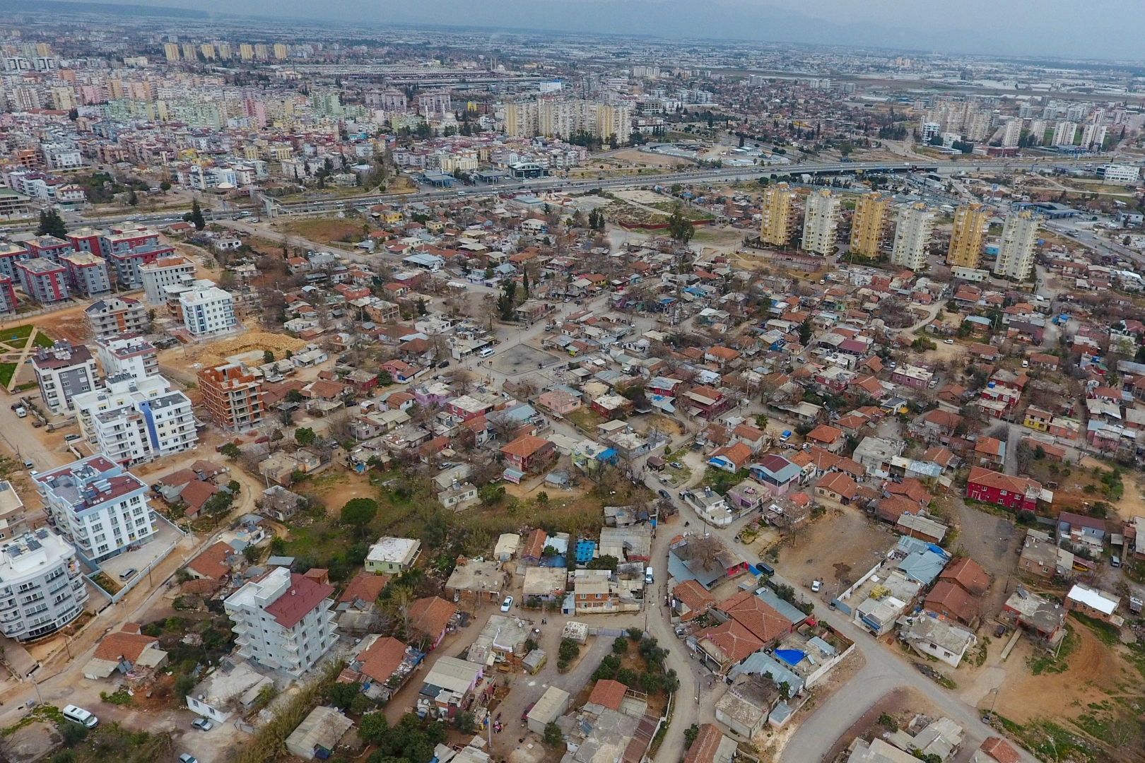 Antalya'da suçun gölgesindeki çocuklara destek hamlesi 