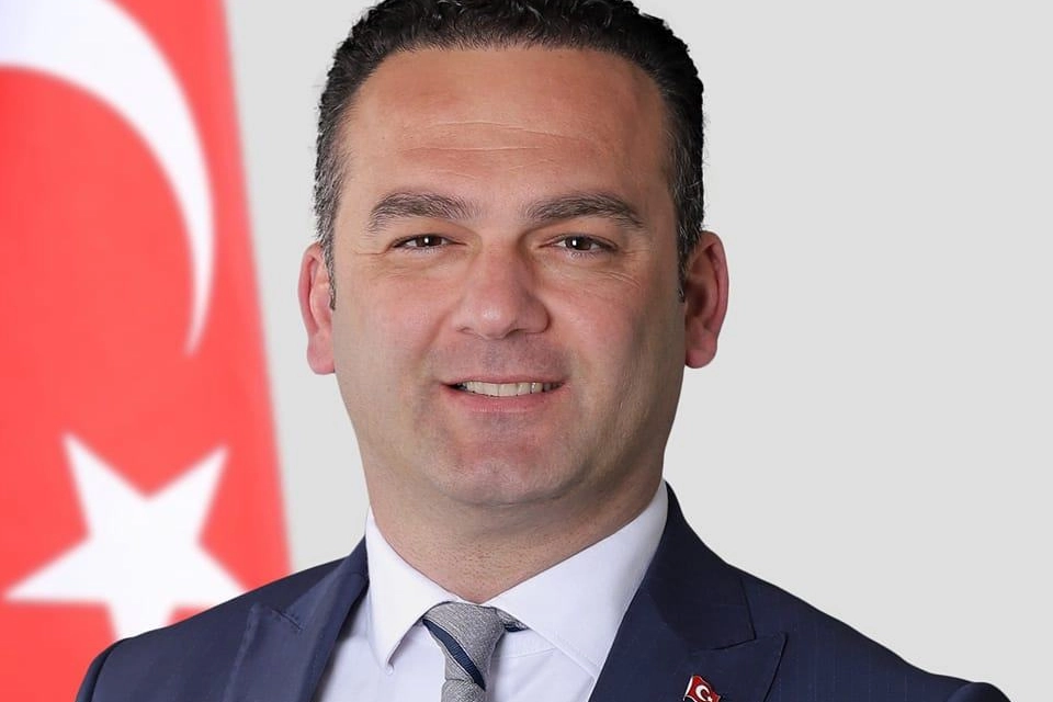 CHP, Görele Belediye Başkanı Hasbi Dede’yi partiden ihraç etti! 