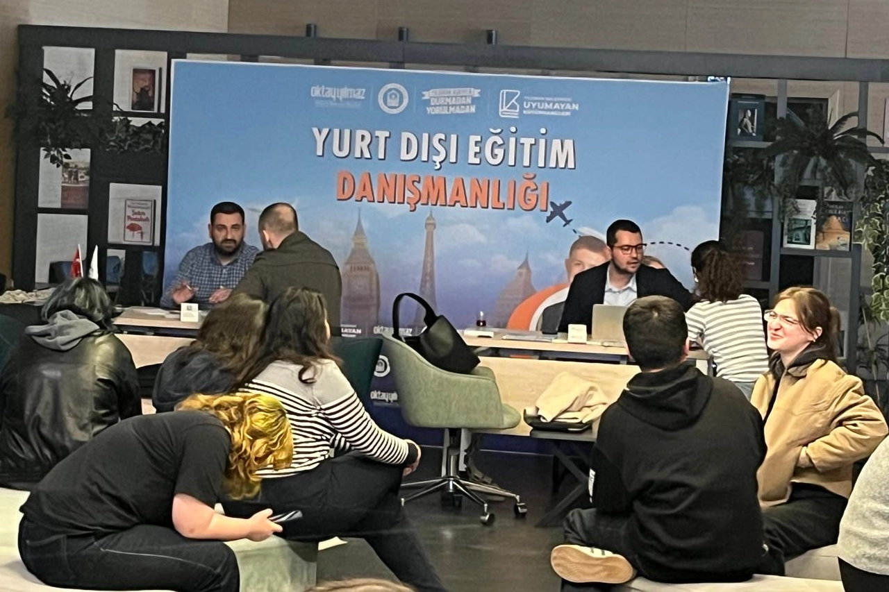 Bursa Yıldırım'dan gençlere 'Yurt Dışı Eğitim Danışmanlığı' 