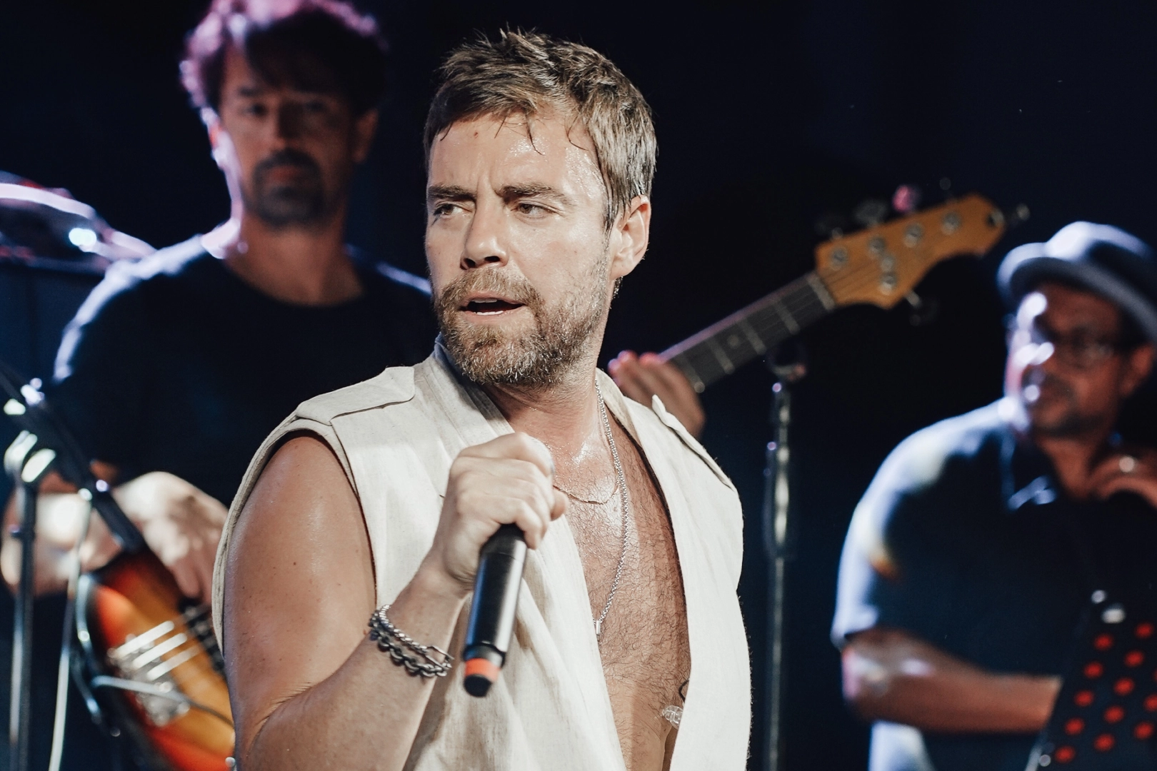 Alaçatı Ot Festivali'nde yıldız yağmuru... Berkay, Simge ve Murat Dalkılıç bu festivalde 