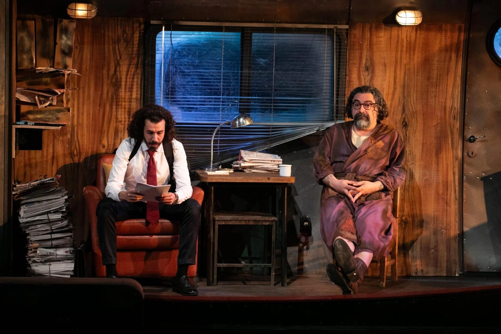 'Halktan Biri'nin prömiyeri 22 Nisan’da İzmir'de 