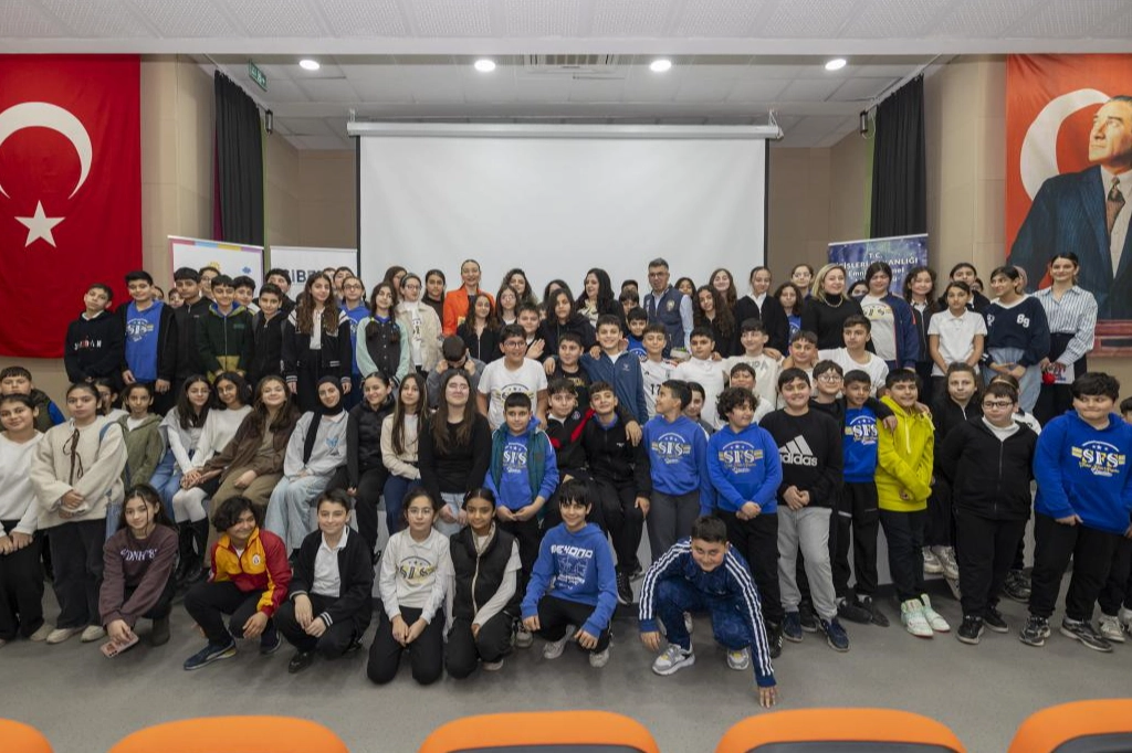 Mersin’de çocuklara siber güvenlik eğitimi 