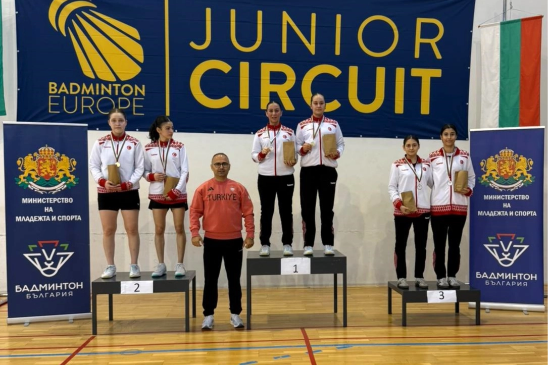 Osmangazili badmintonculardan çifte başarı 