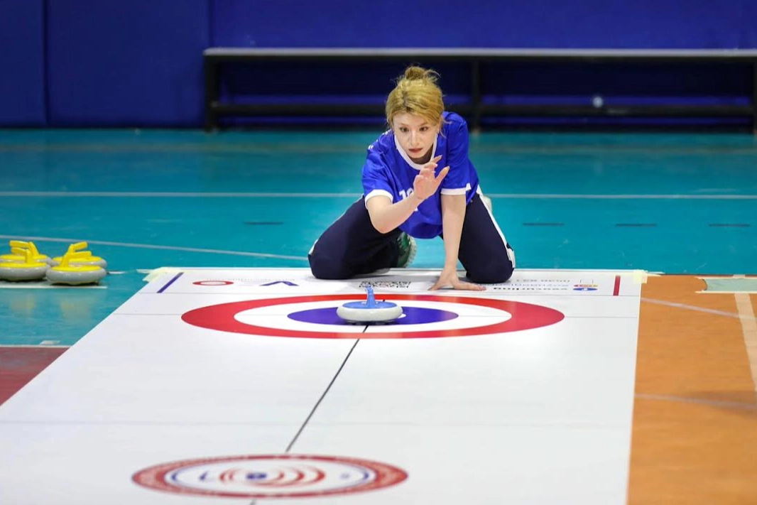 BTÜ Kadın Floor Curling Takımı Türkiye üçüncüsü oldu 