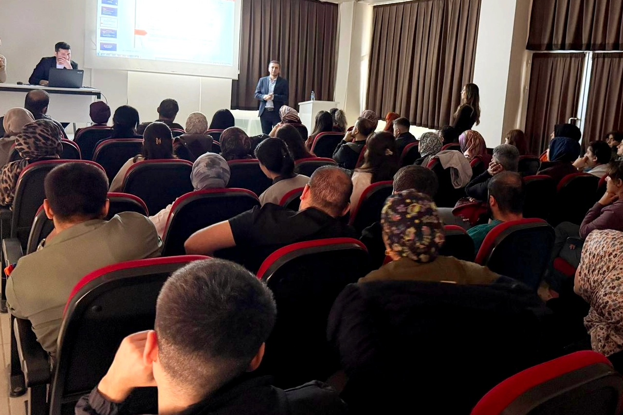 Batman Kozluk’ta sağlık çalışanlarına hukuki sorumluluk bilinci 