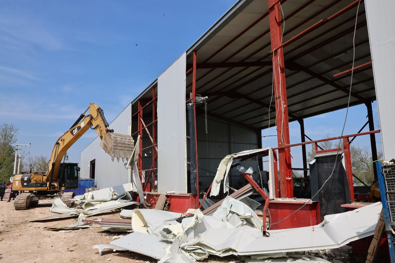 Bursa Nilüfer’de 2 günde 4 yıkım 