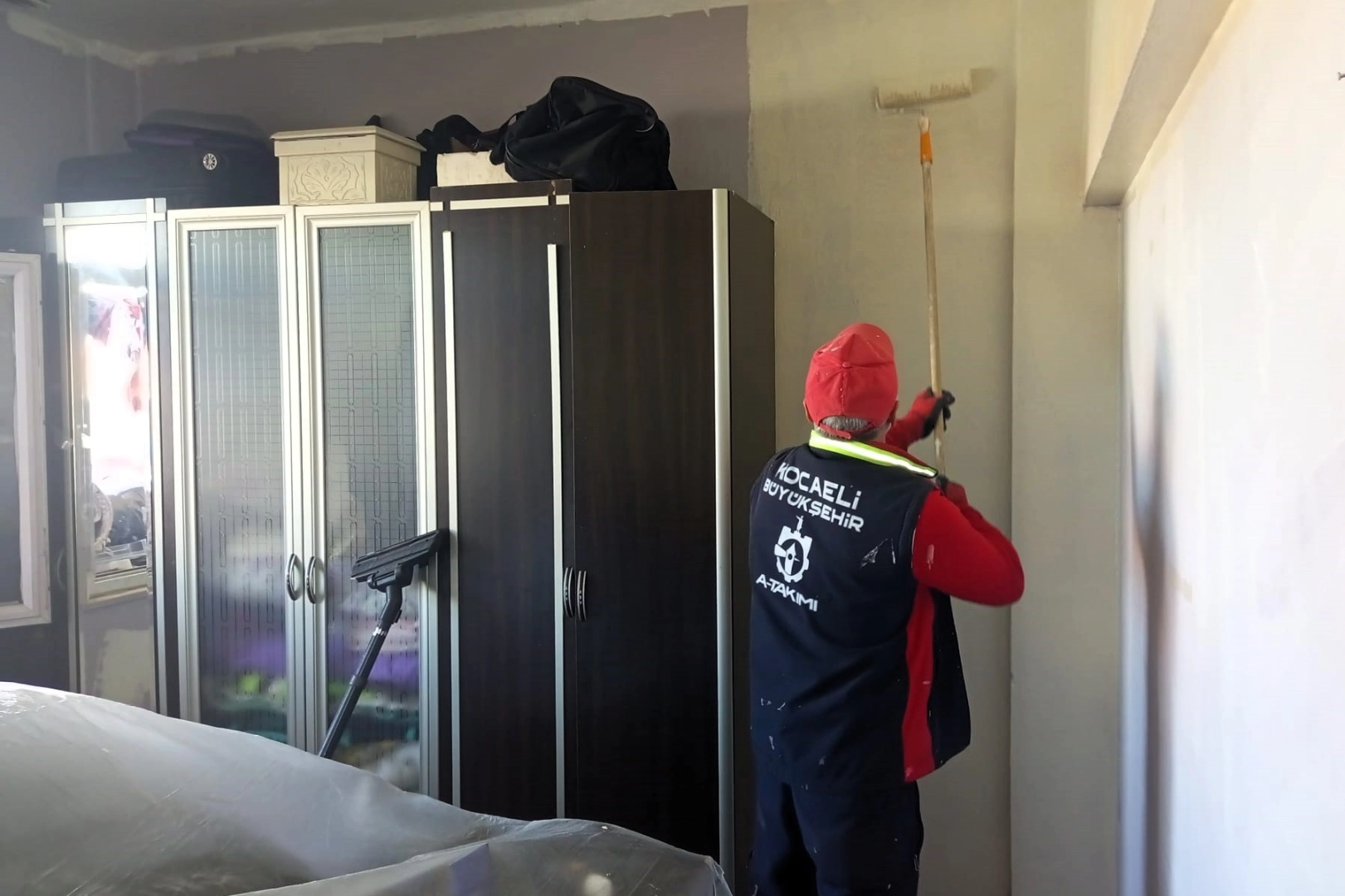 Büyükşehir’in hizmet seferberliği kapı kapı yayılıyor 