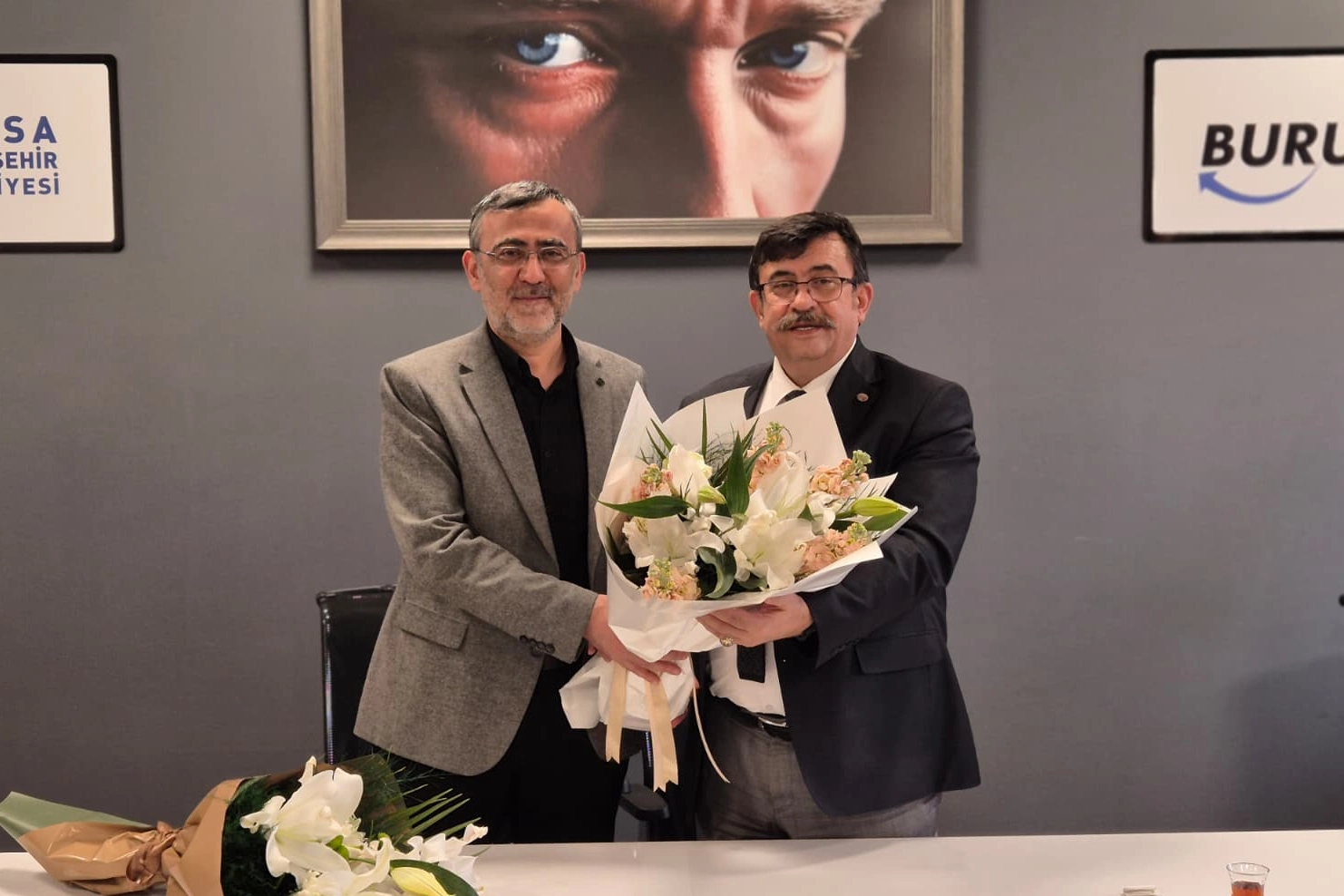 BURULAŞ’ta Fahrettin Beşli görevi devretti 