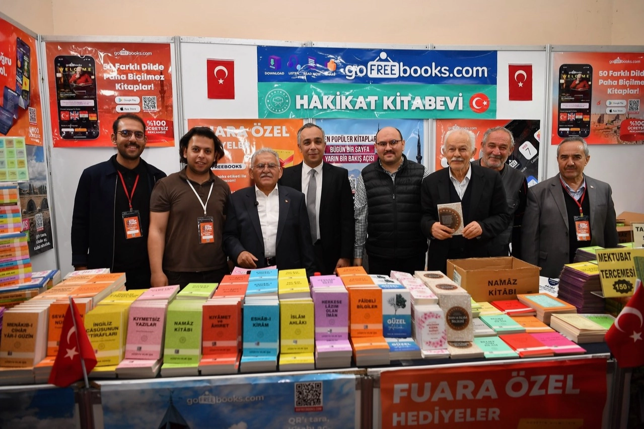 8'inci Kayseri Kitap Fuarı'na büyük ilgi 